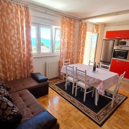 Apartmens Adriana Novi Vinodolski Exterior photo